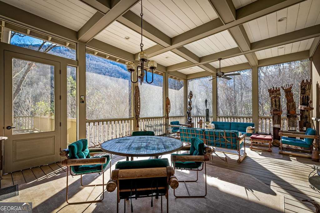 490 Red Wolf Run Property Photo 35