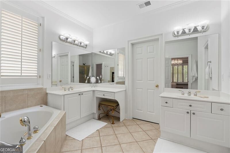 6485 Glen Oaks Lane Property Photo 38