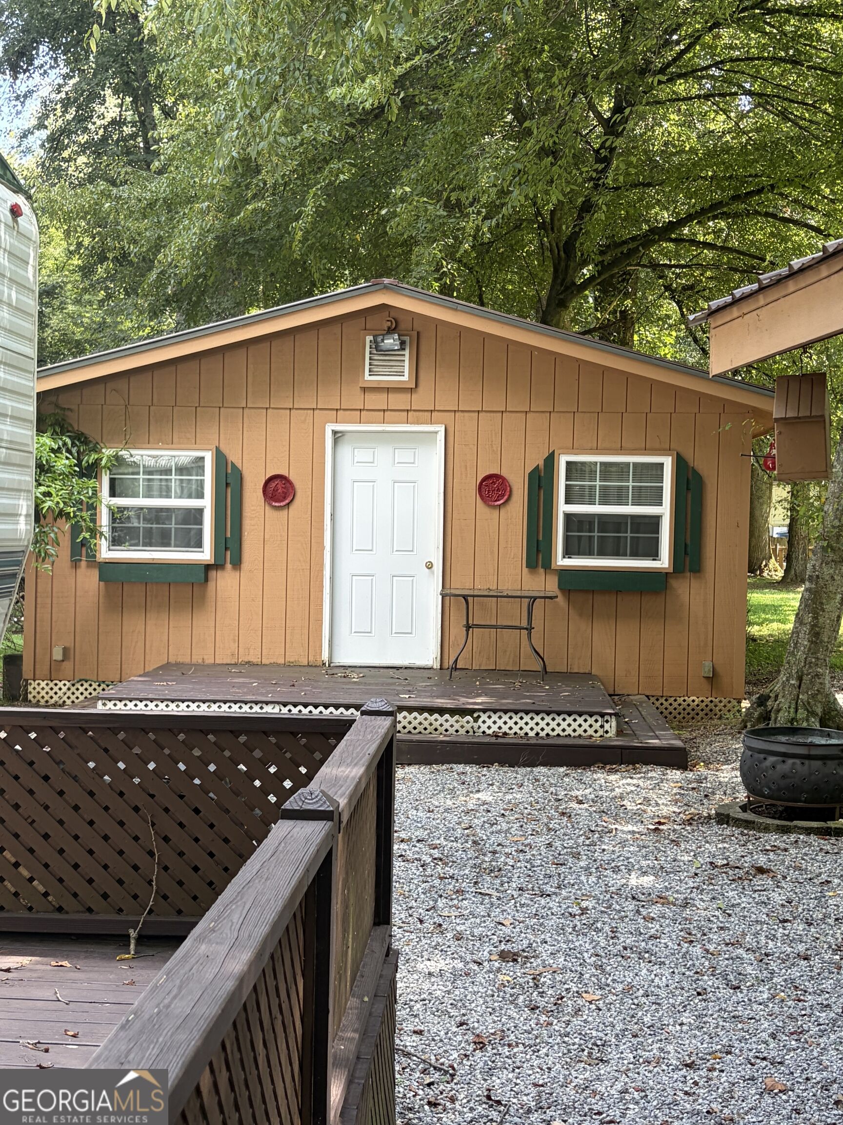 55 Riverside Pl Place Property Photo 3