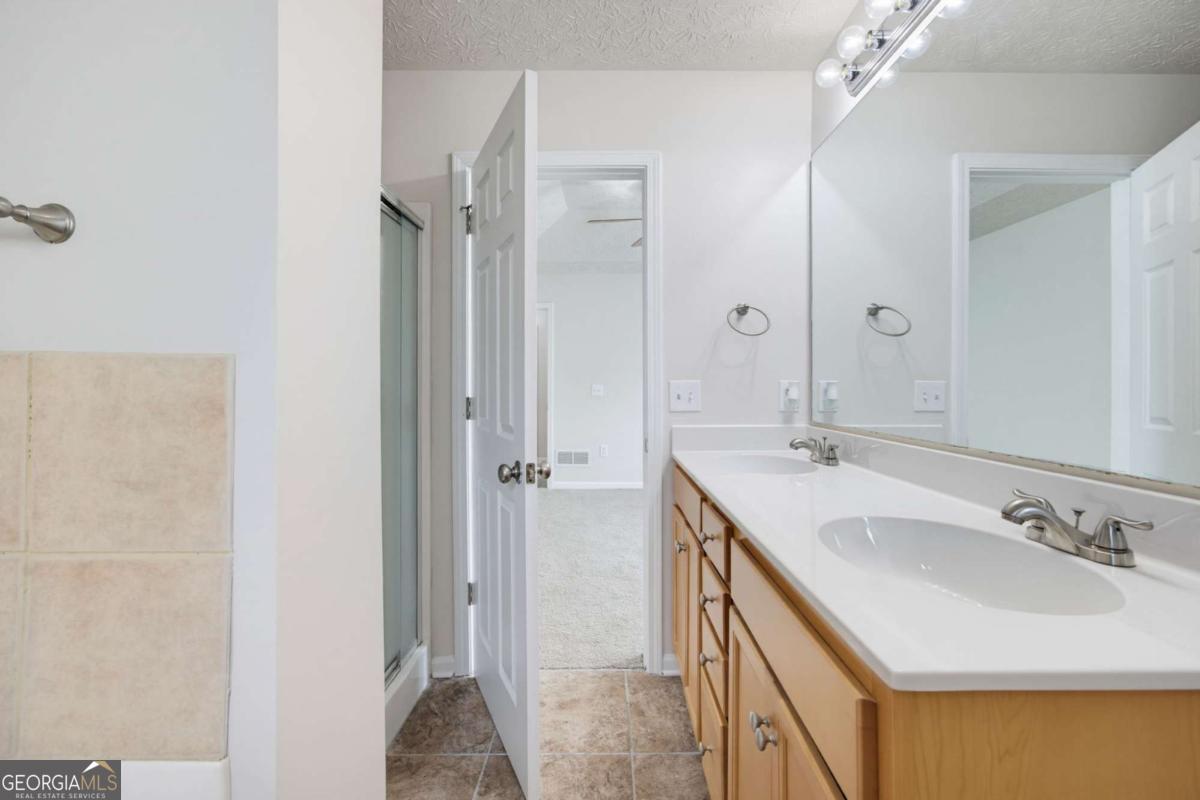 109 Remington Place Drive Property Photo 10