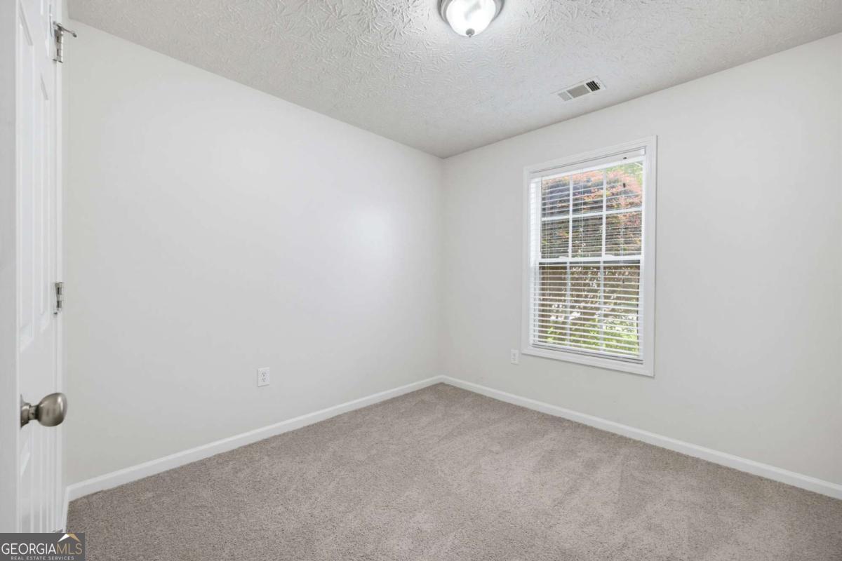 109 Remington Place Drive Property Photo 11