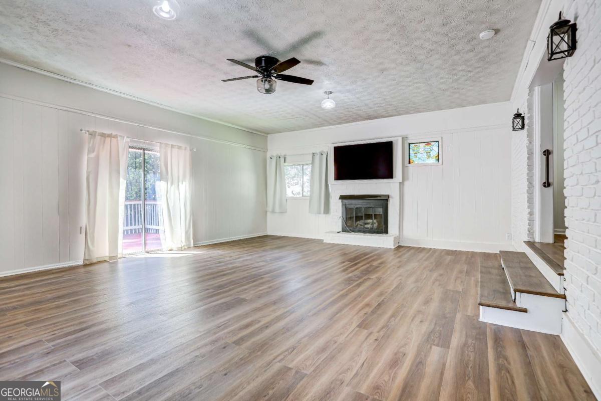 188 Pine Forest Drive Property Photo 11