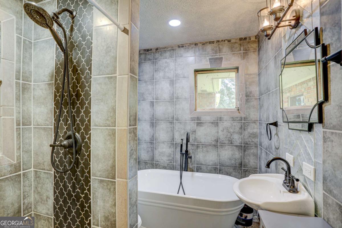 188 Pine Forest Drive Property Photo 18