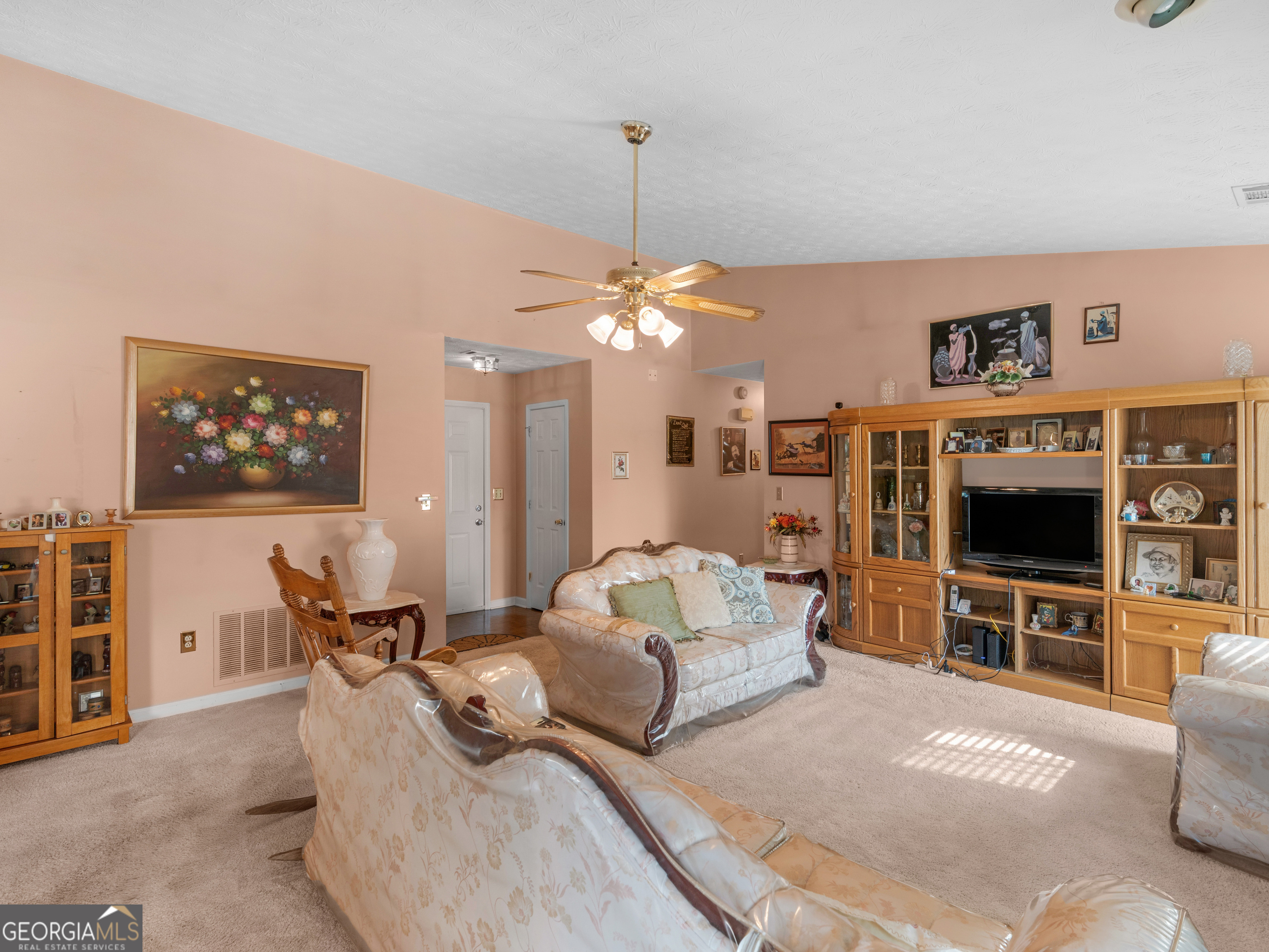 109 Summerfield Drive Property Photo 6