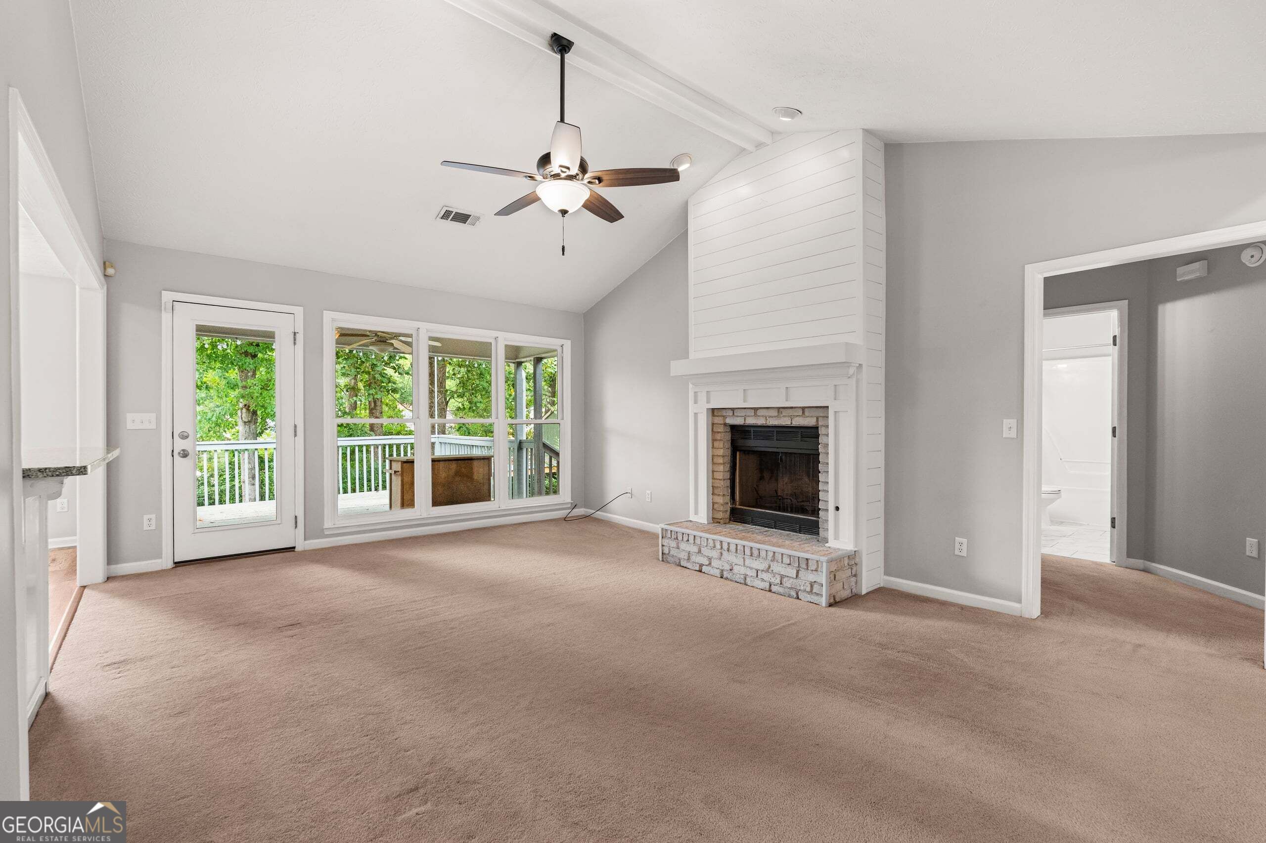 7860 Big Creek Drive Property Photo 4