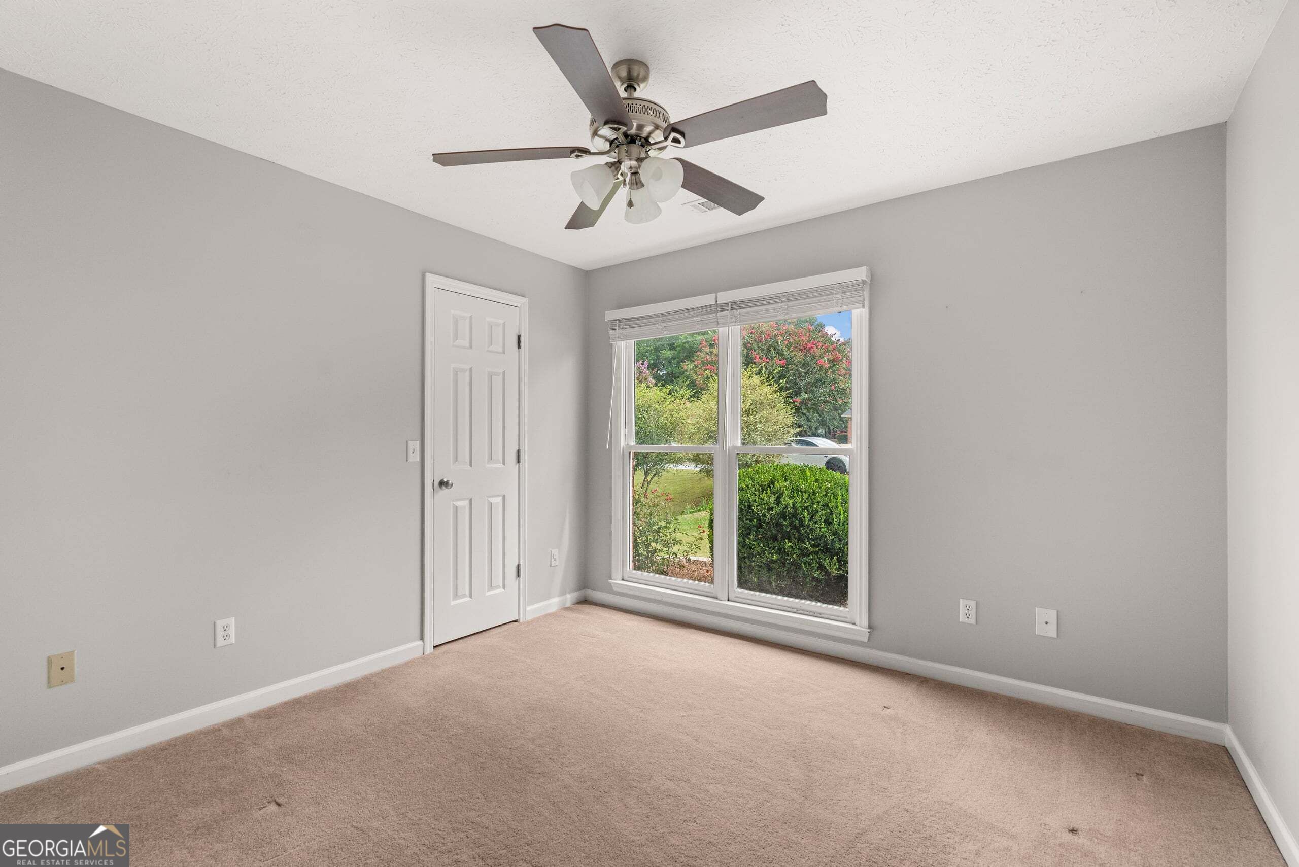 7860 Big Creek Drive Property Photo 16