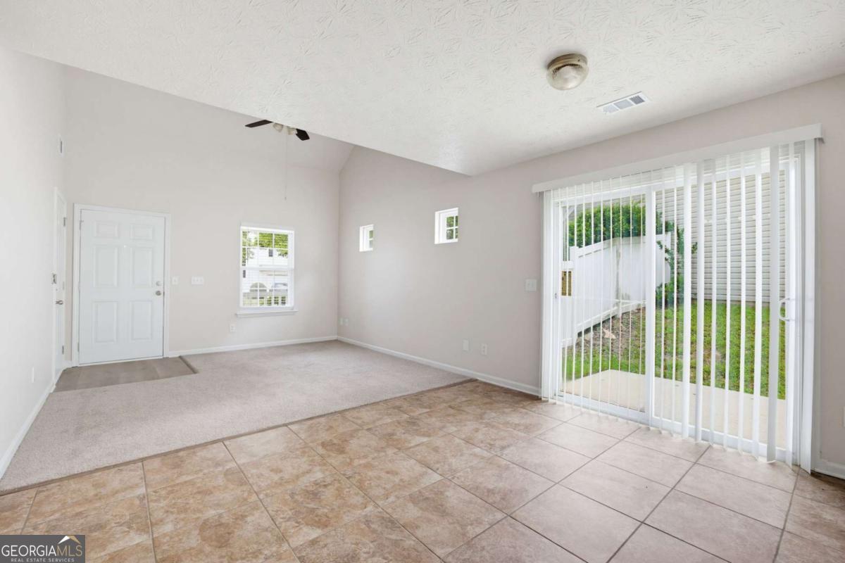 247 Silver Ridge Drive Property Photo 5