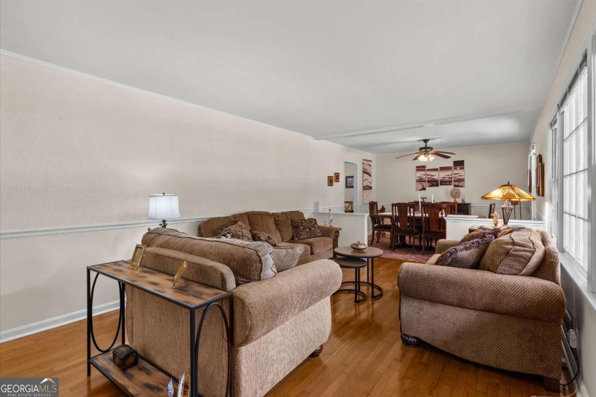 1713 Kimberly Drive Sw Property Photo 4
