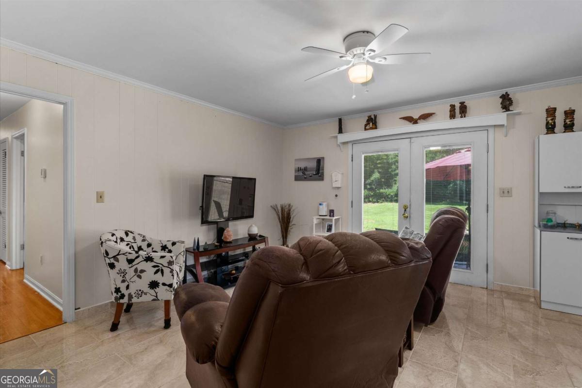 1713 Kimberly Drive Sw Property Photo 9