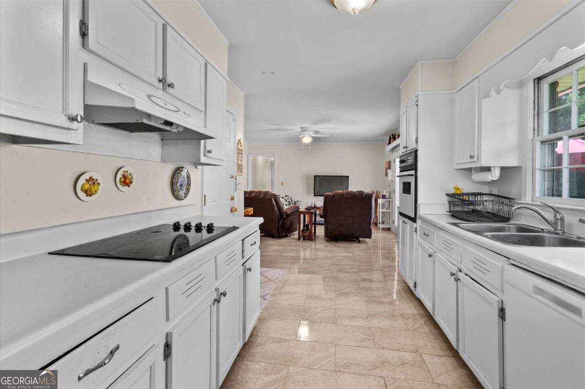 1713 Kimberly Drive Sw Property Photo 12