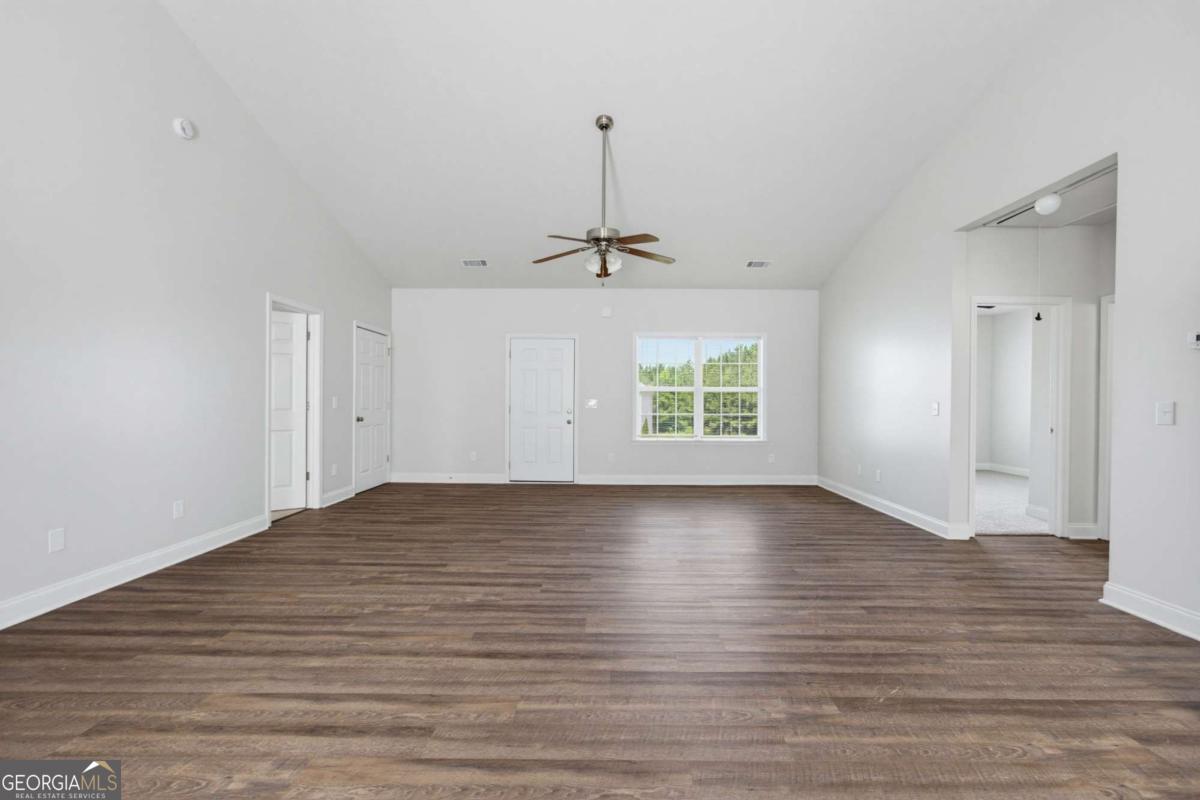 74 Millstream Drive Property Photo 4