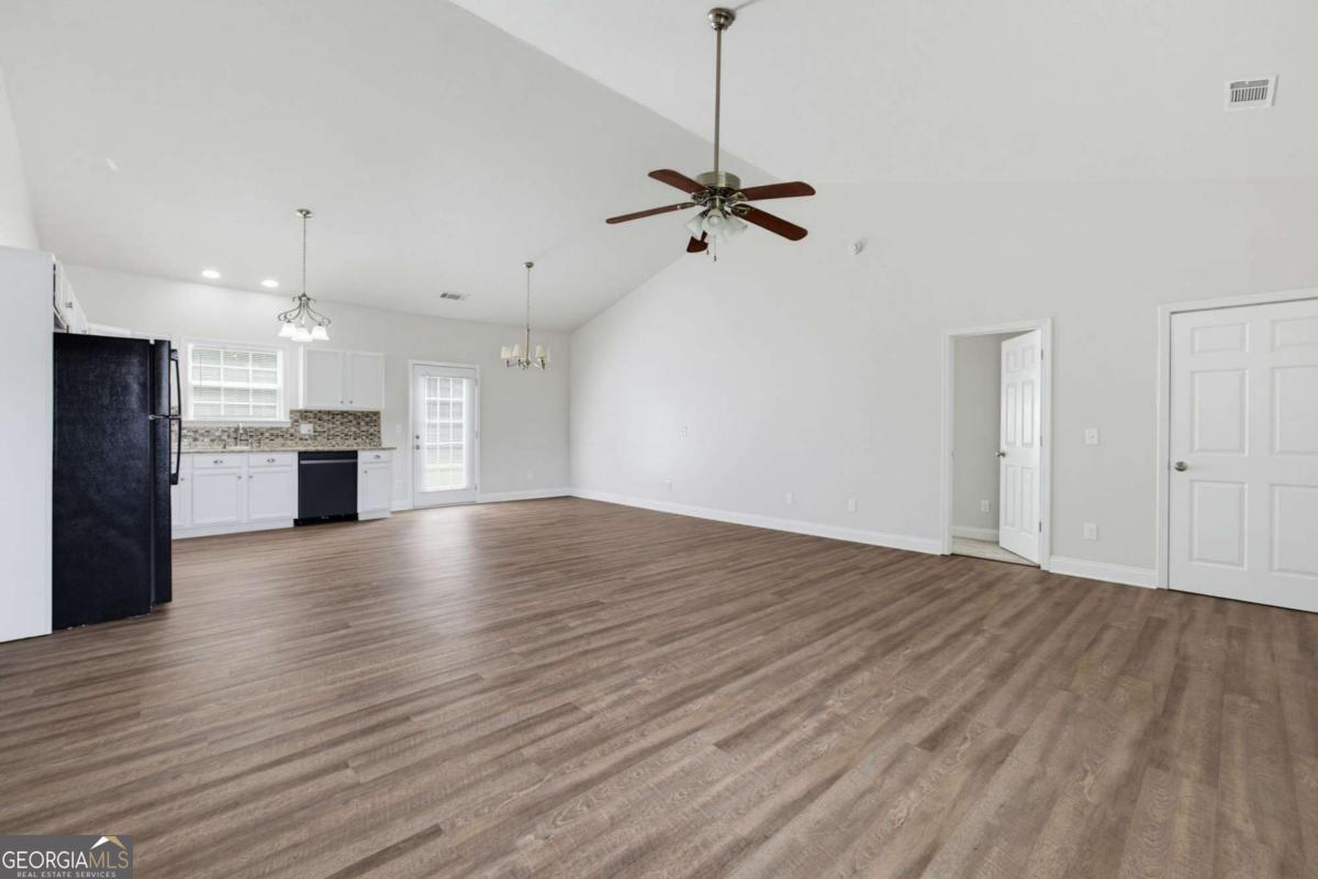74 Millstream Drive Property Photo 5