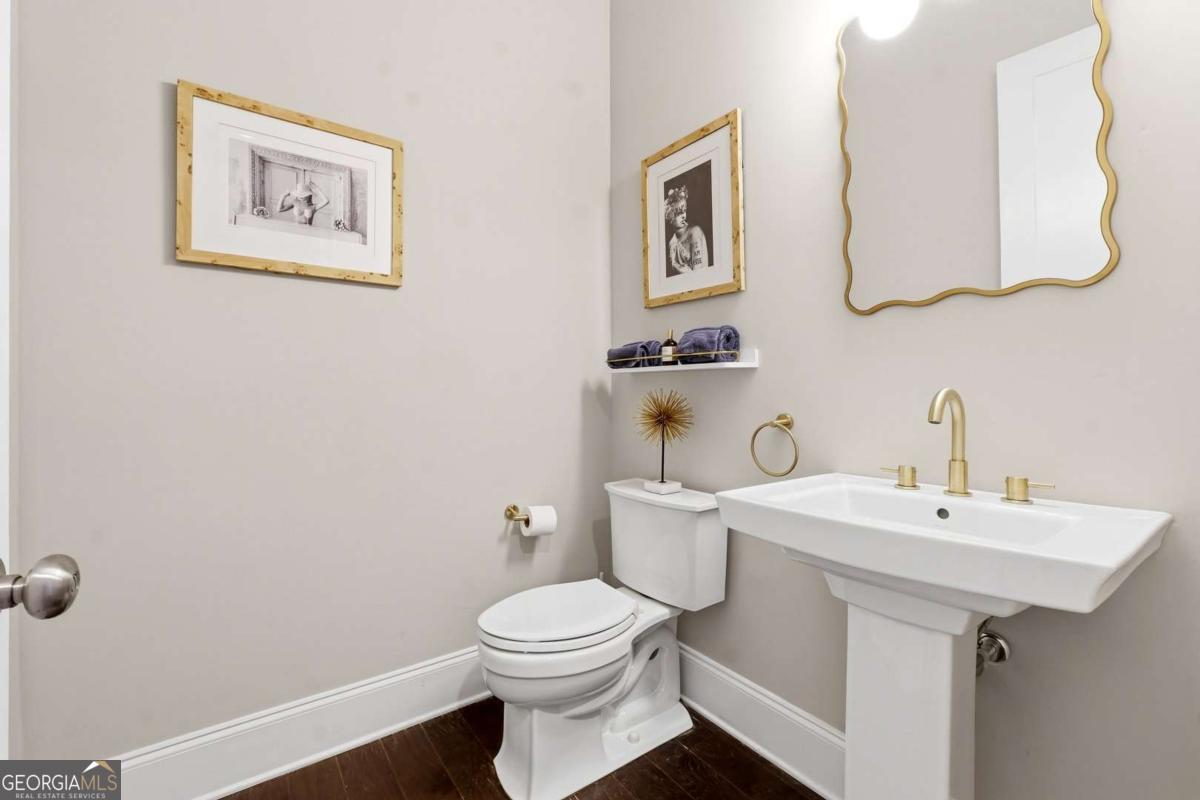 426 Concord Street Property Photo 10