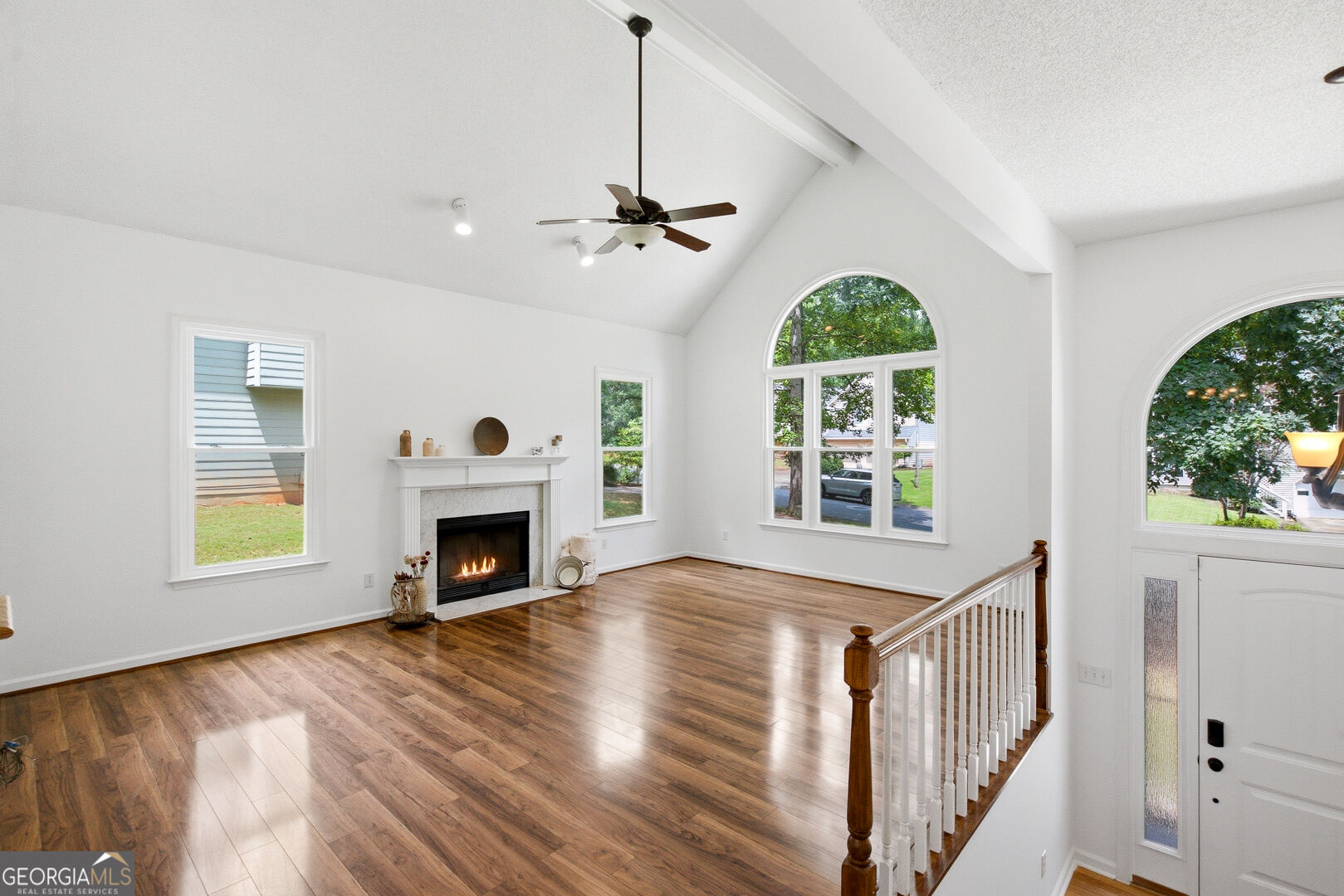 2516 Lorne Court SW