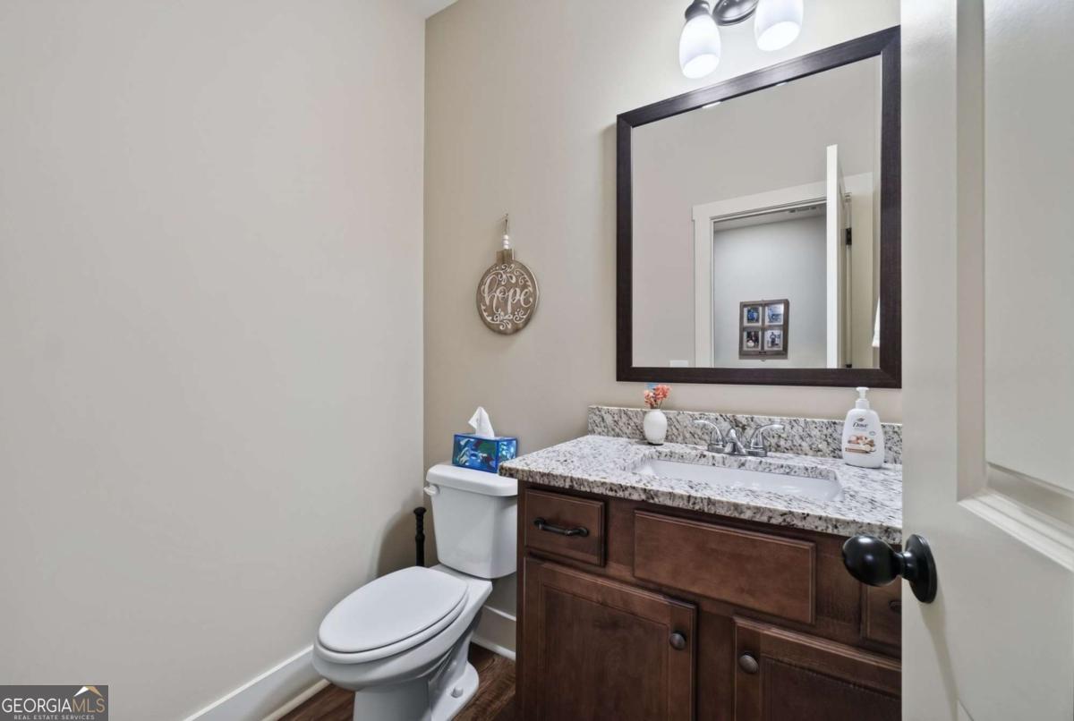 2465 St Martin Way Property Photo 34