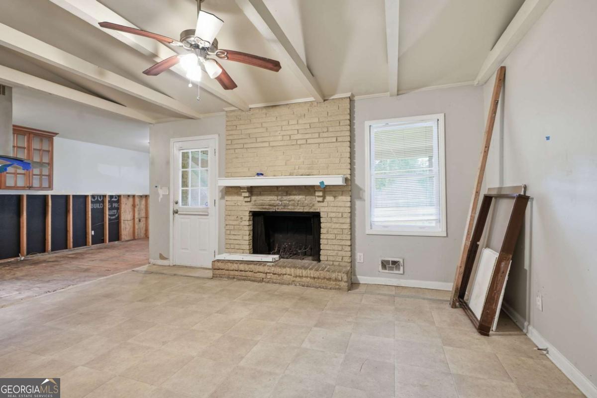 7037 Dalmatia Drive Property Photo 12