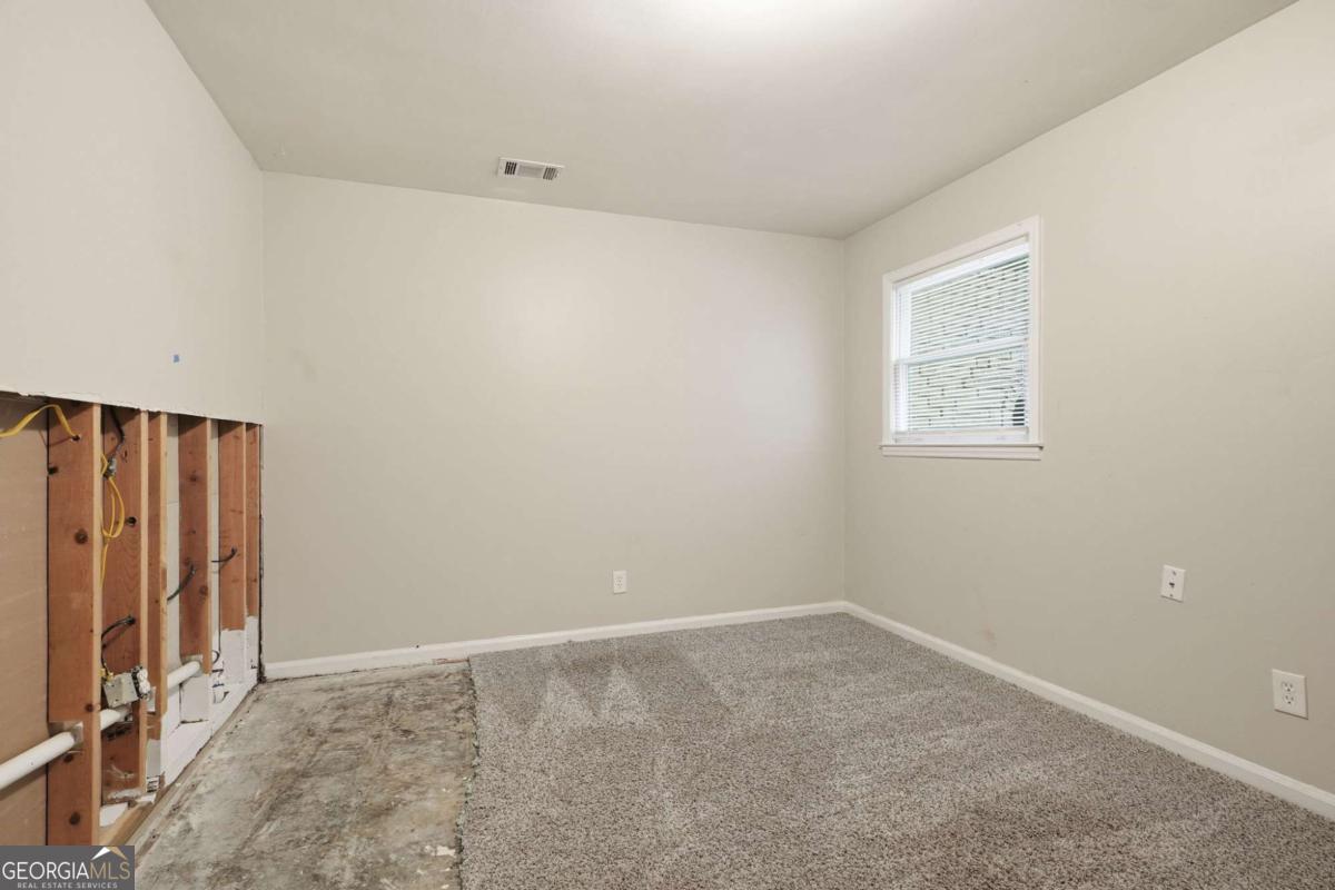 7037 Dalmatia Drive Property Photo 19