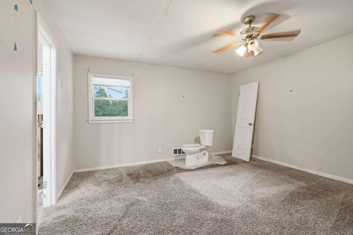 7037 Dalmatia Drive Property Photo 26