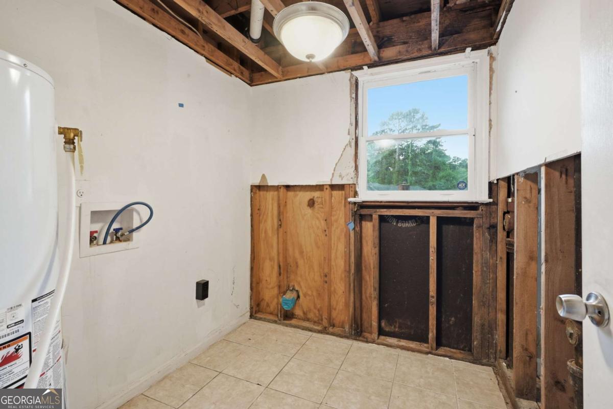 7037 Dalmatia Drive Property Photo 36