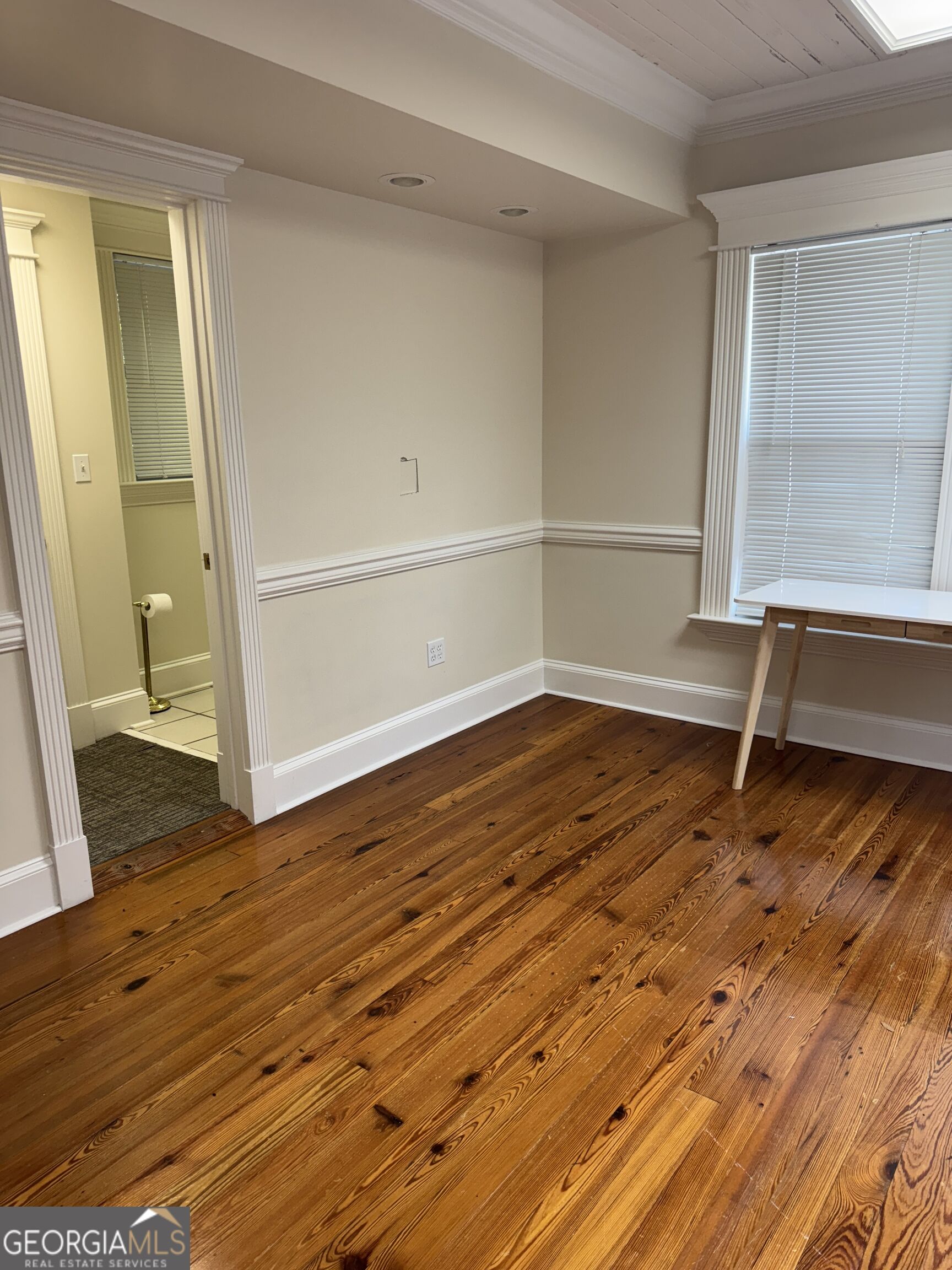 311 N Broad Property Photo 7