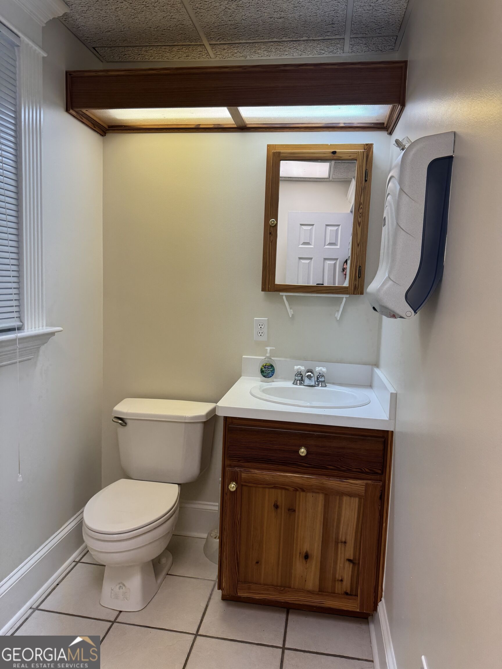 311 N Broad Property Photo 8