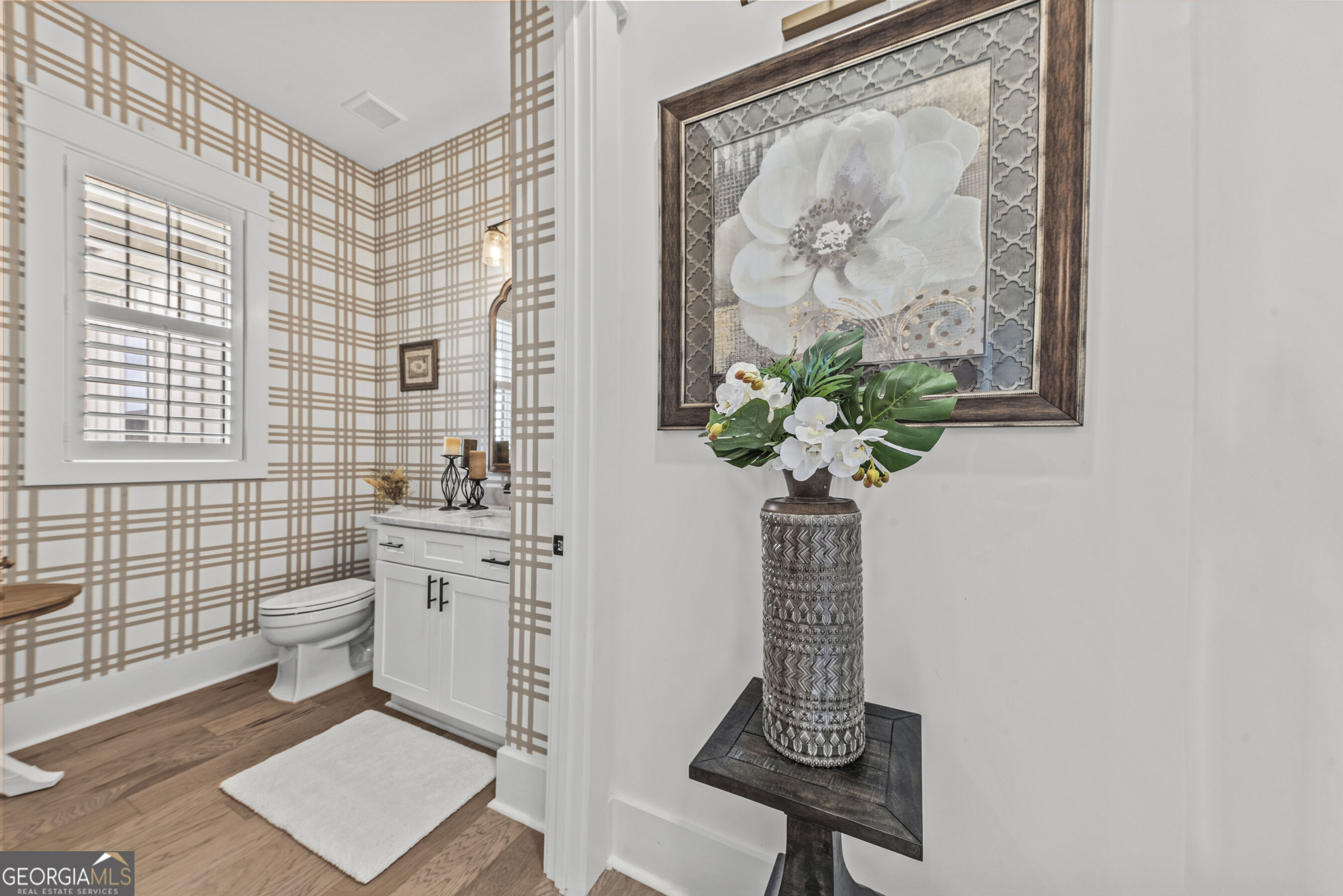 1901 Askew Road Property Photo 9