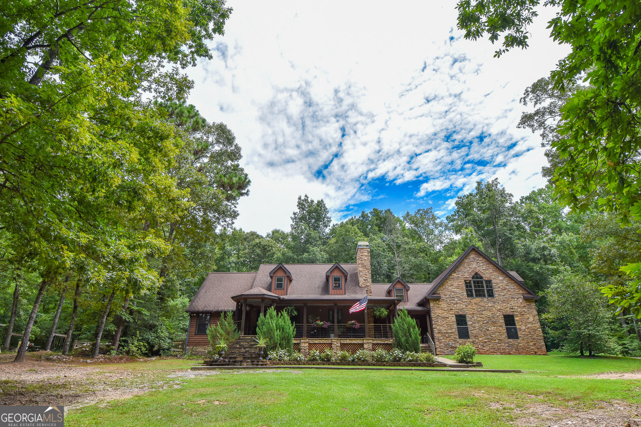 148 Green Street Property Photo 1