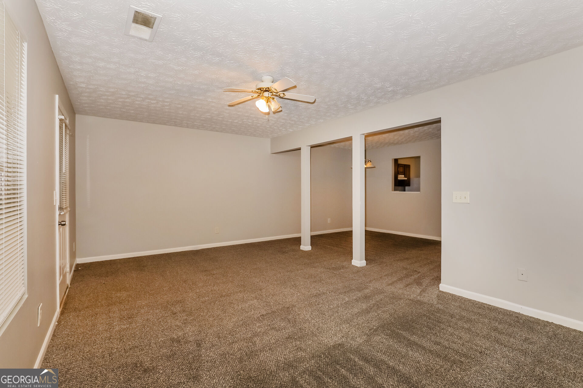 11418 Ashefield Lane Property Photo 2