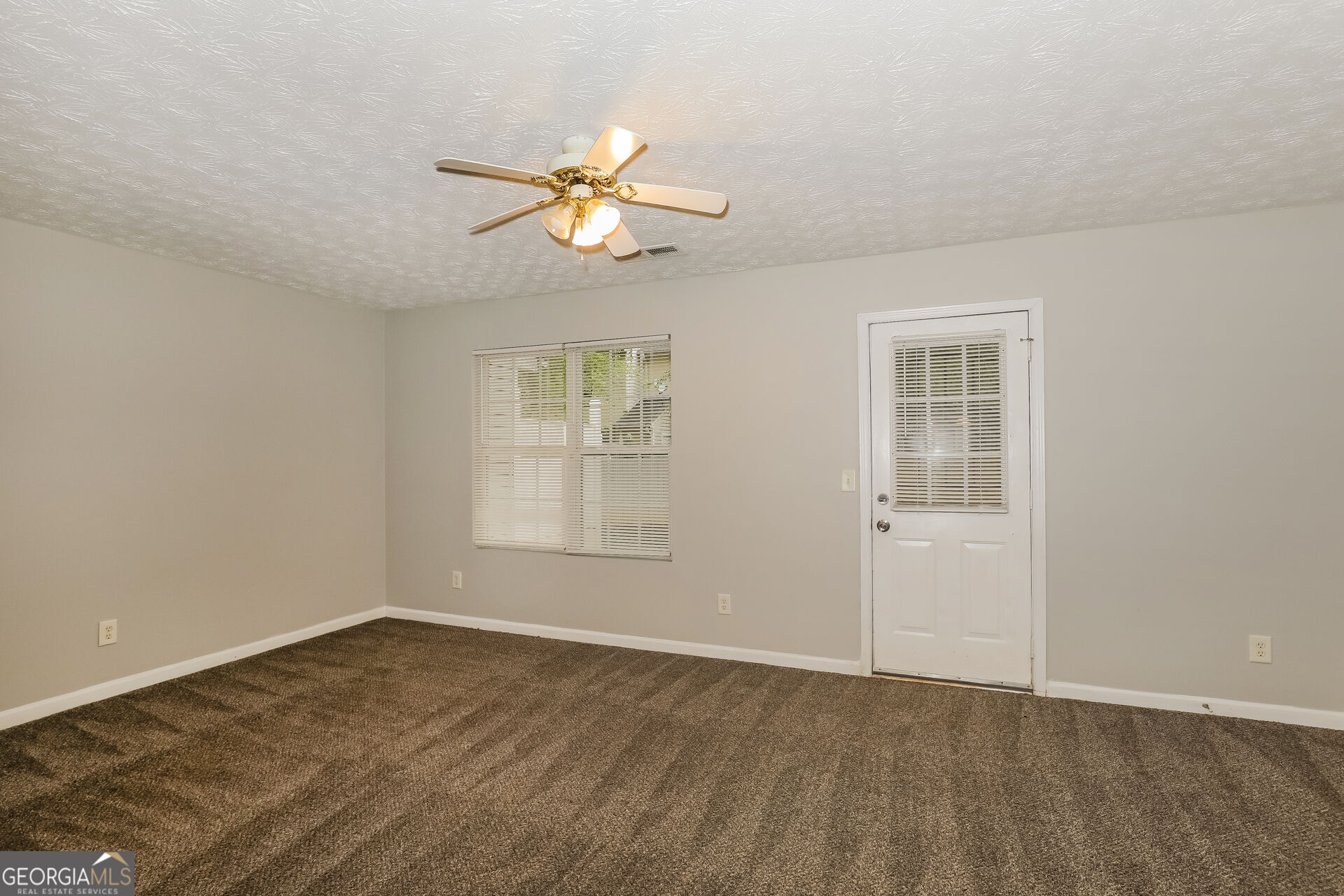 11418 Ashefield Lane Property Photo 3