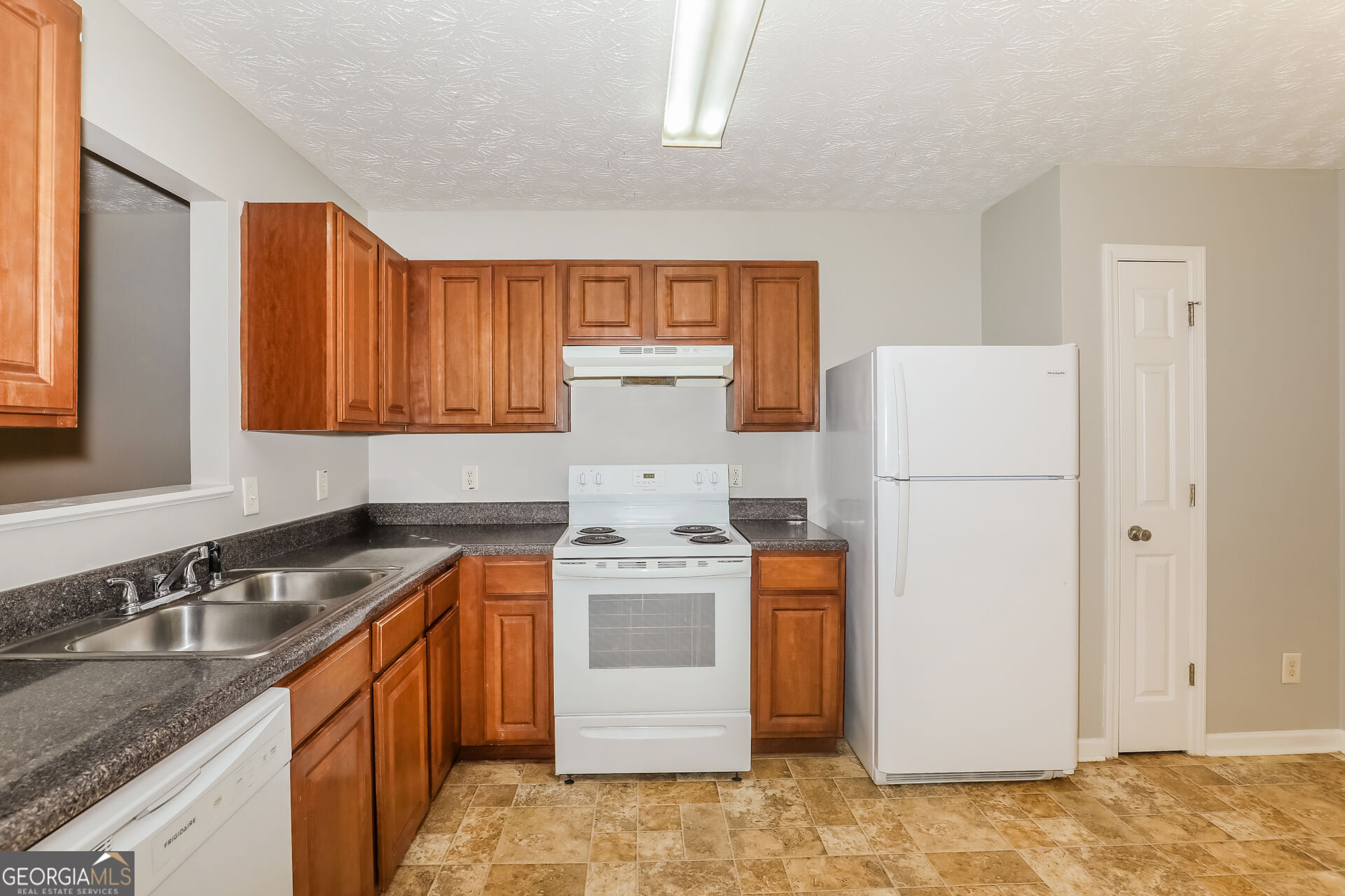 11418 Ashefield Lane Property Photo 5