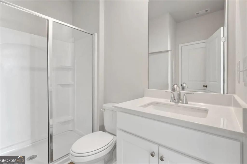 5590 Rosehall Place Property Photo 15