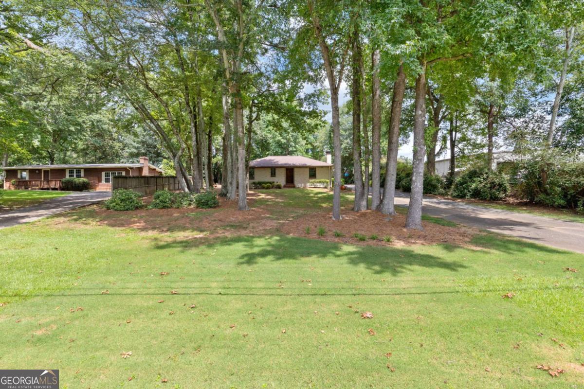 851 Eva Kennedy Road Property Photo 3