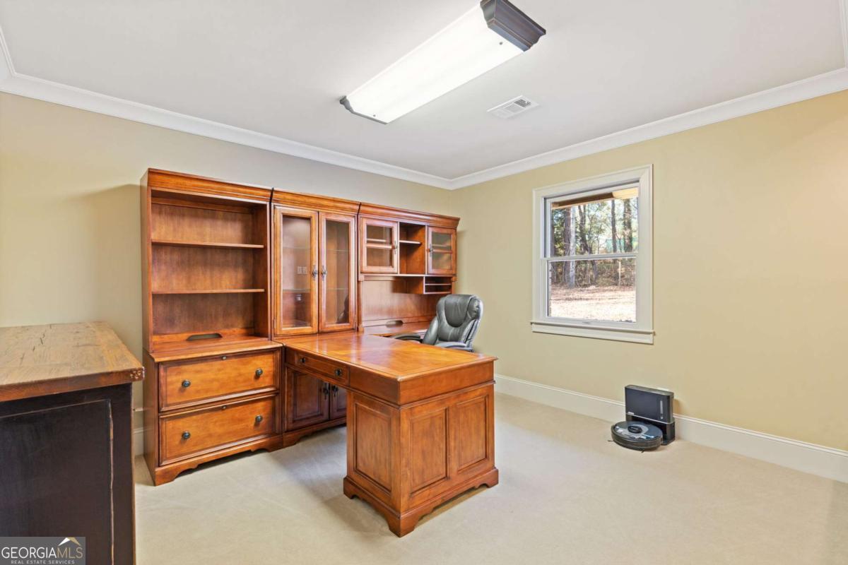 851 Eva Kennedy Road Property Photo 20
