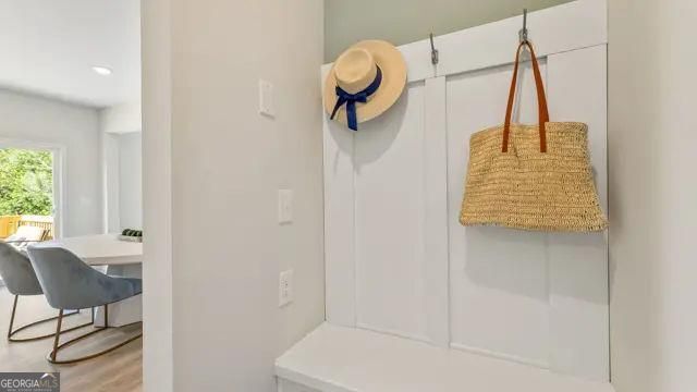 5586 Rosehall Place Property Photo 7