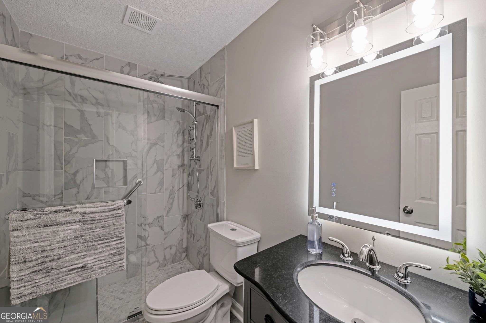 6839 Sandy Creek Drive Property Photo 18