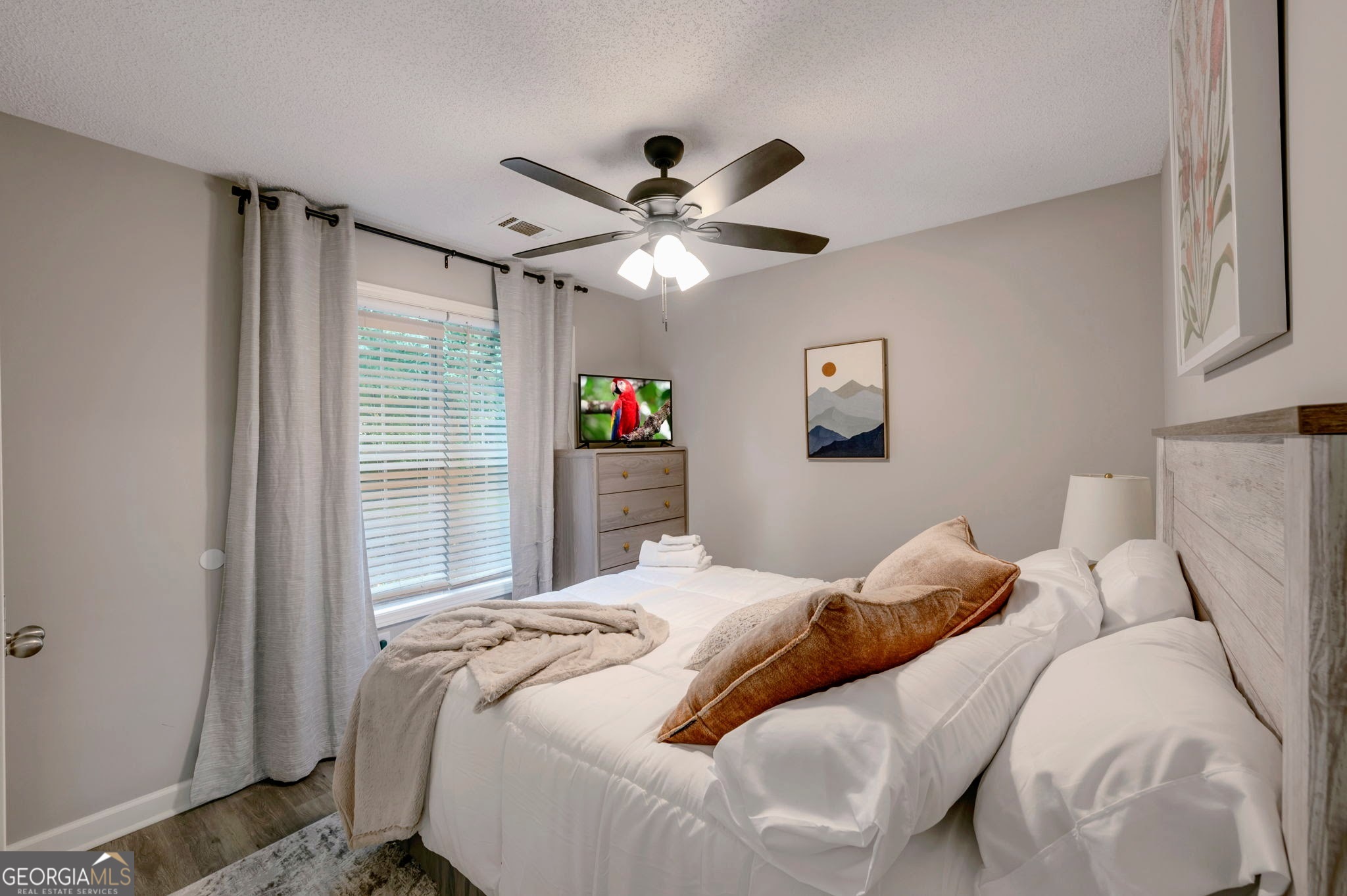 6839 Sandy Creek Drive Property Photo 19