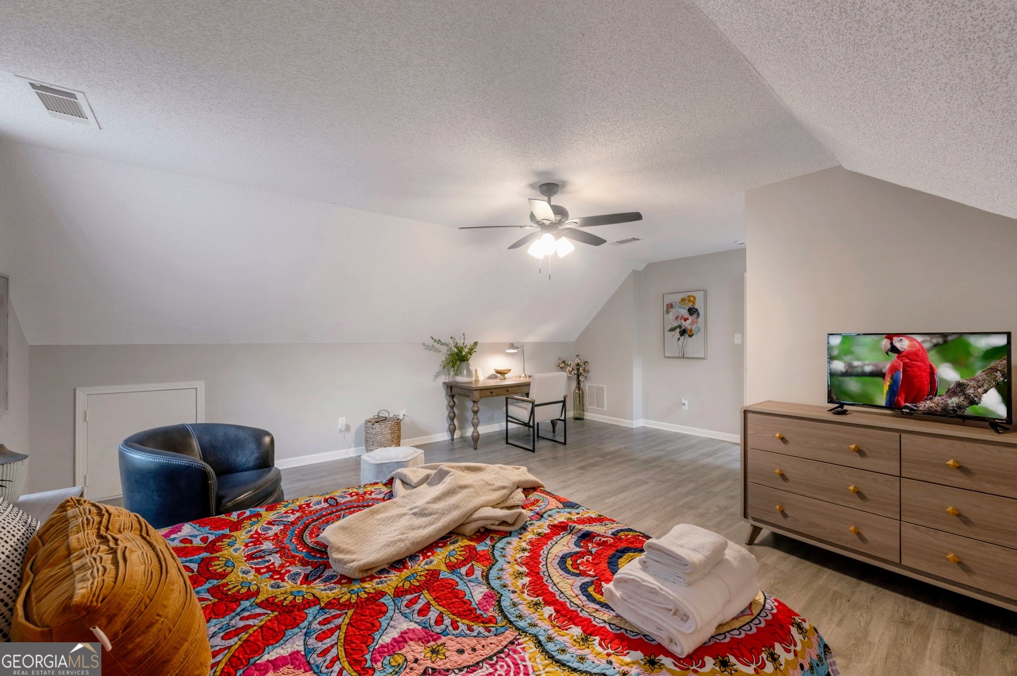 6839 Sandy Creek Drive Property Photo 23