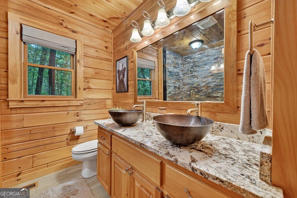 541 Little Bushy Head Road Property Photo 31
