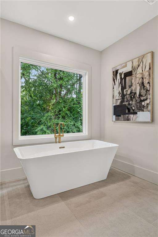 1060 Ralph Road Ne Property Photo 38