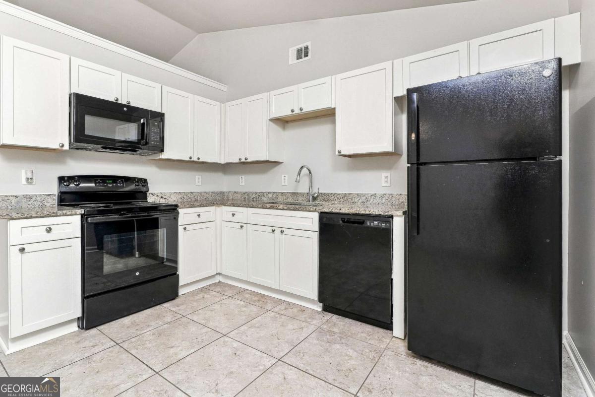 122 Southern Trace Way Property Photo 11