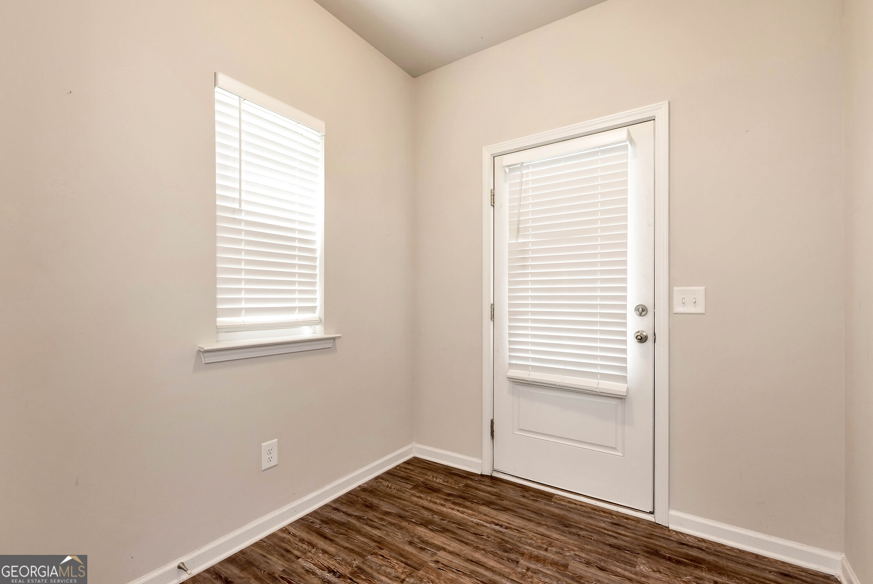 157 Inman Drive Property Photo 3