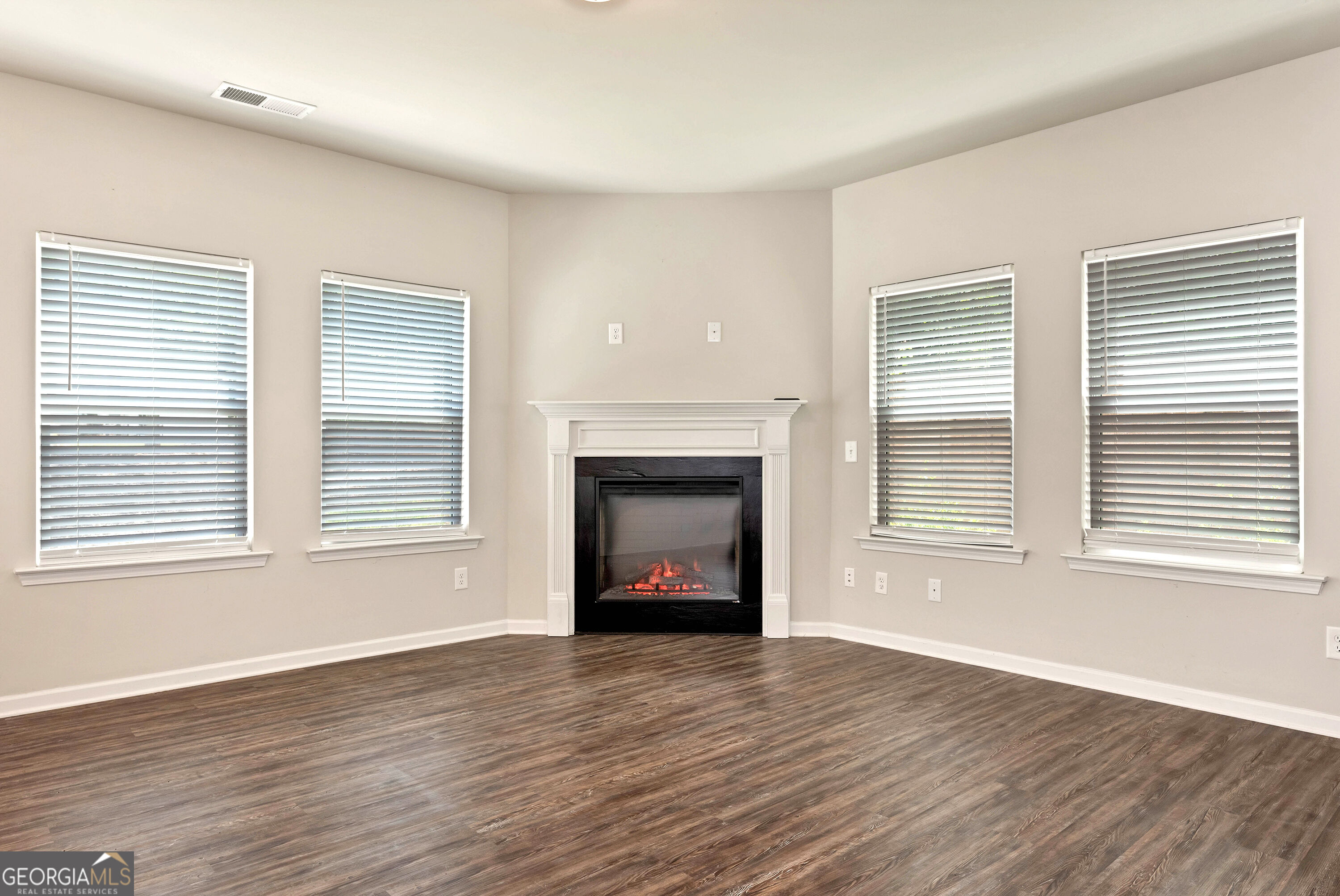 157 Inman Drive Property Photo 10