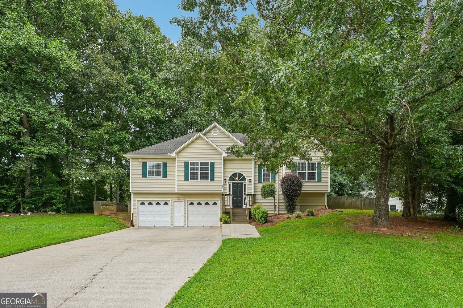 245 Glen Ridge Drive Property Photo 1