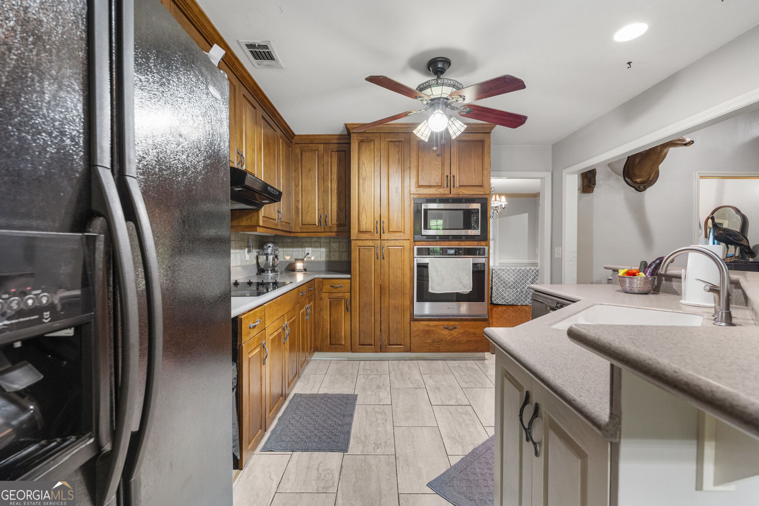 877 Mckee Road Property Photo 15