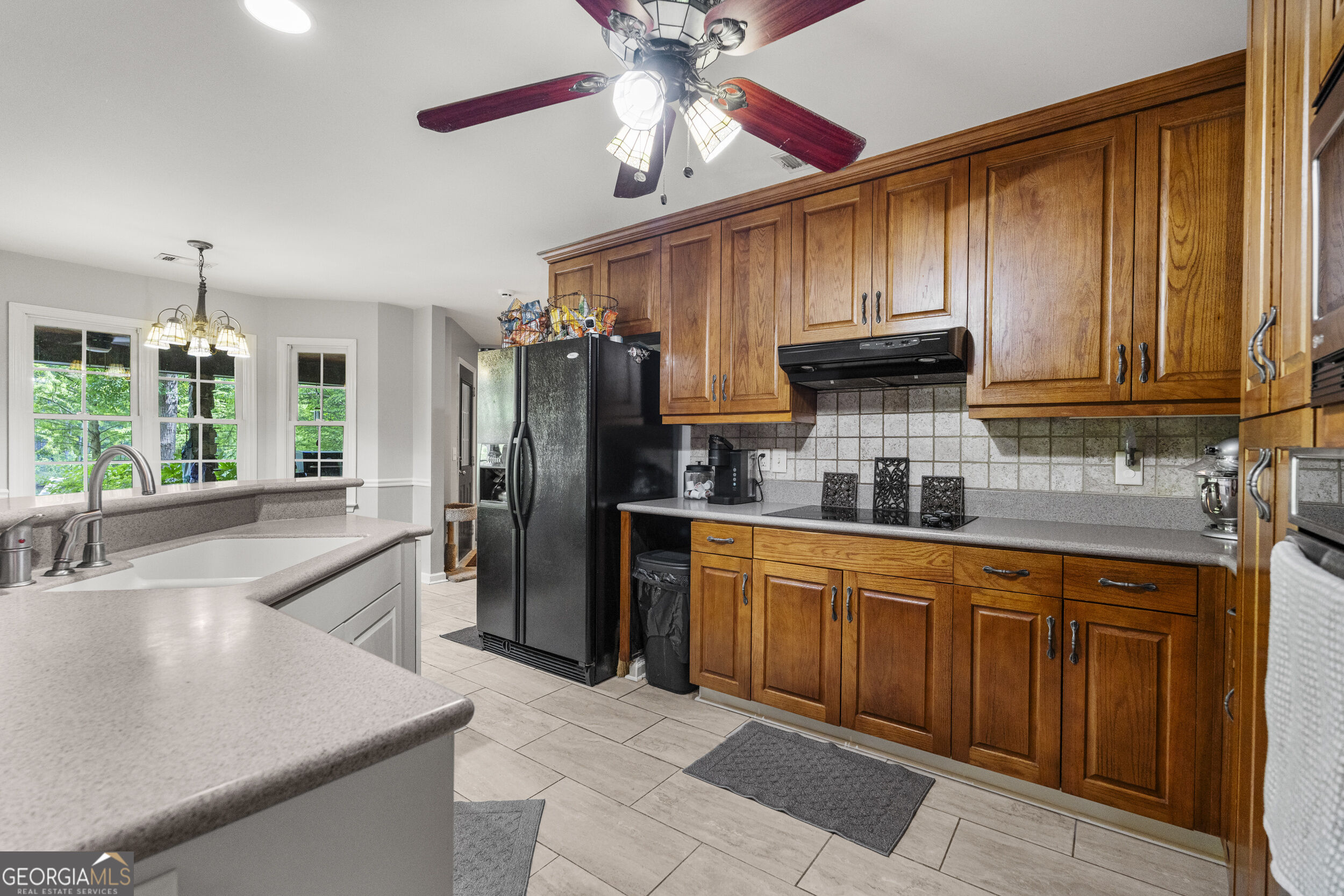877 Mckee Road Property Photo 16