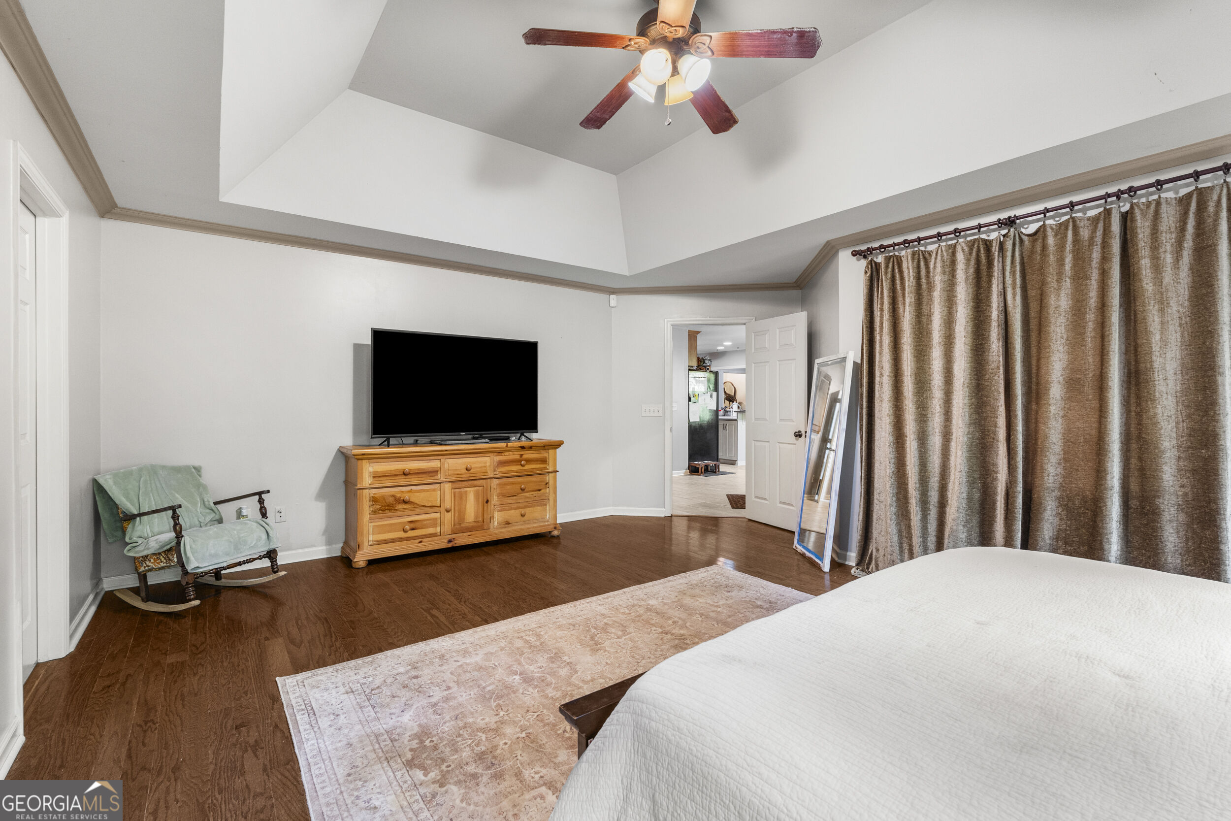 877 Mckee Road Property Photo 19