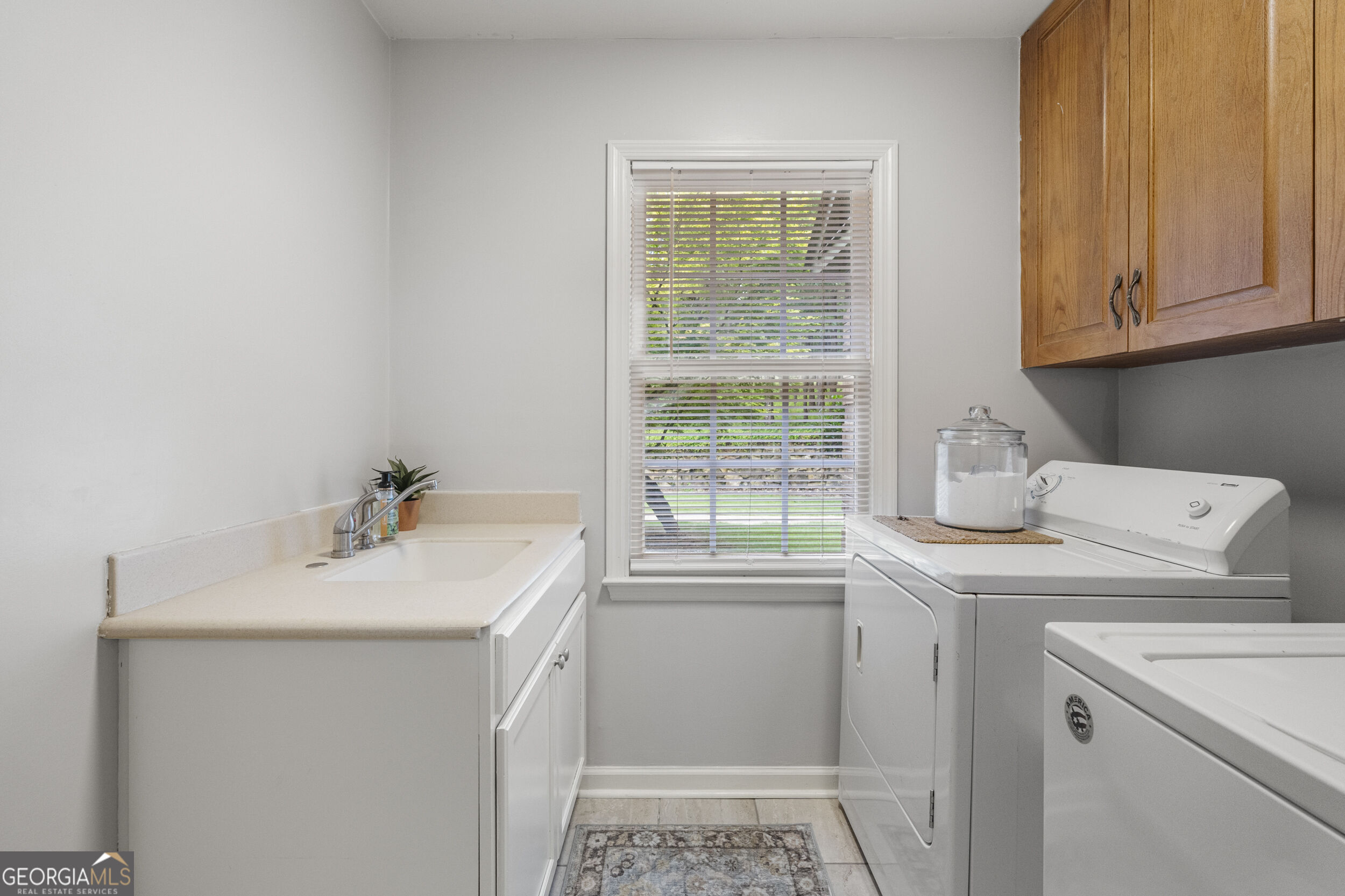 877 Mckee Road Property Photo 26