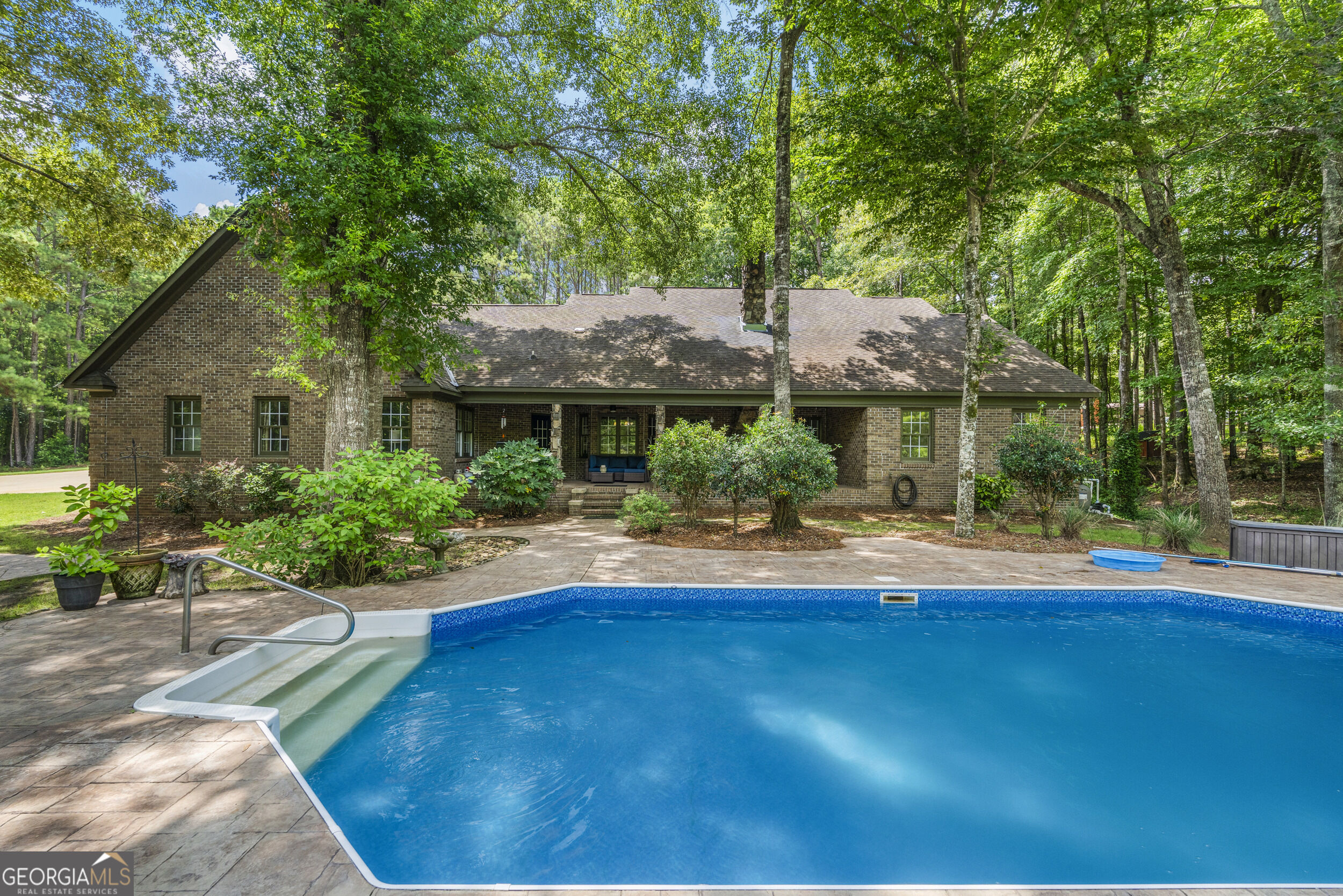 877 Mckee Road Property Photo 44