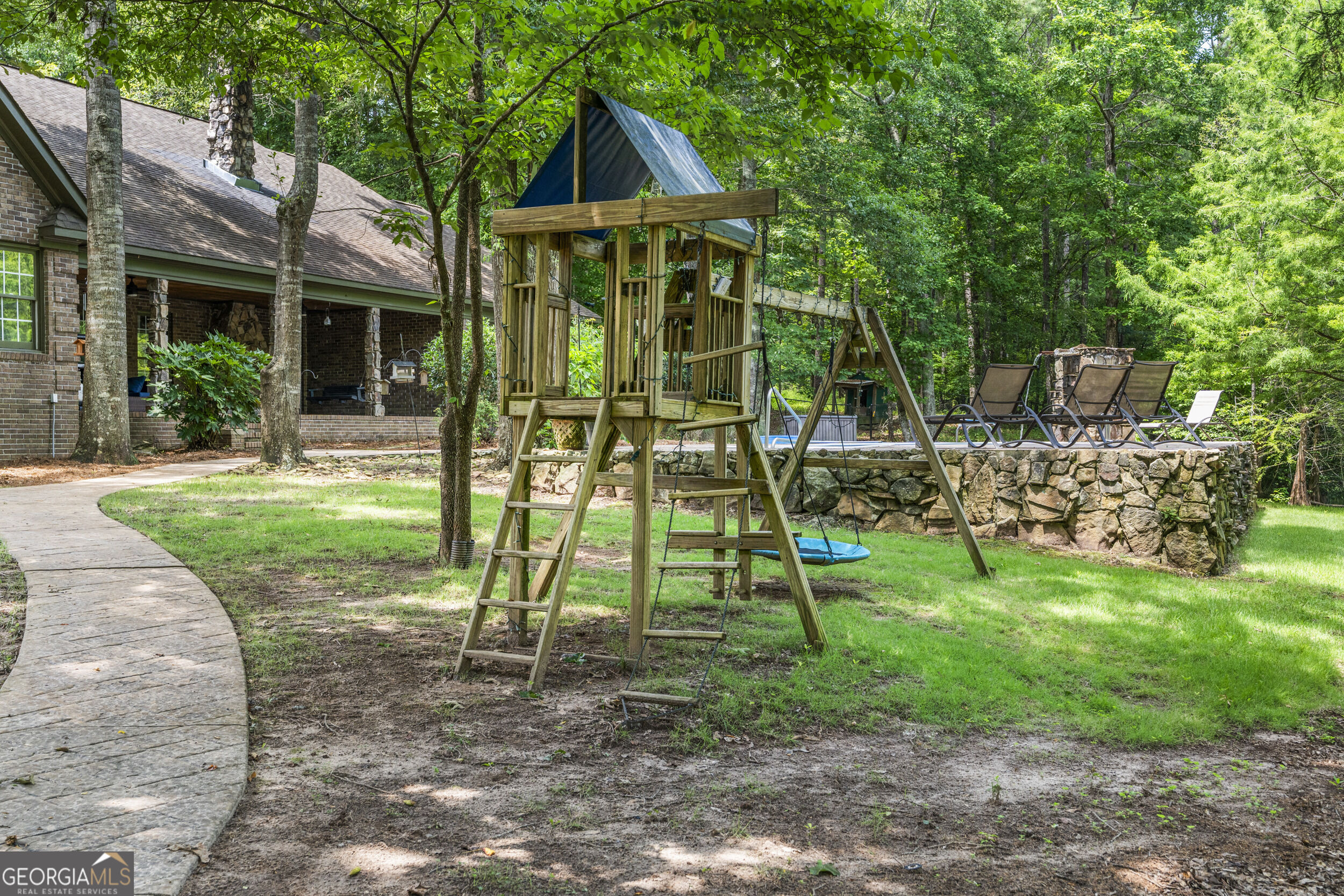 877 Mckee Road Property Photo 46