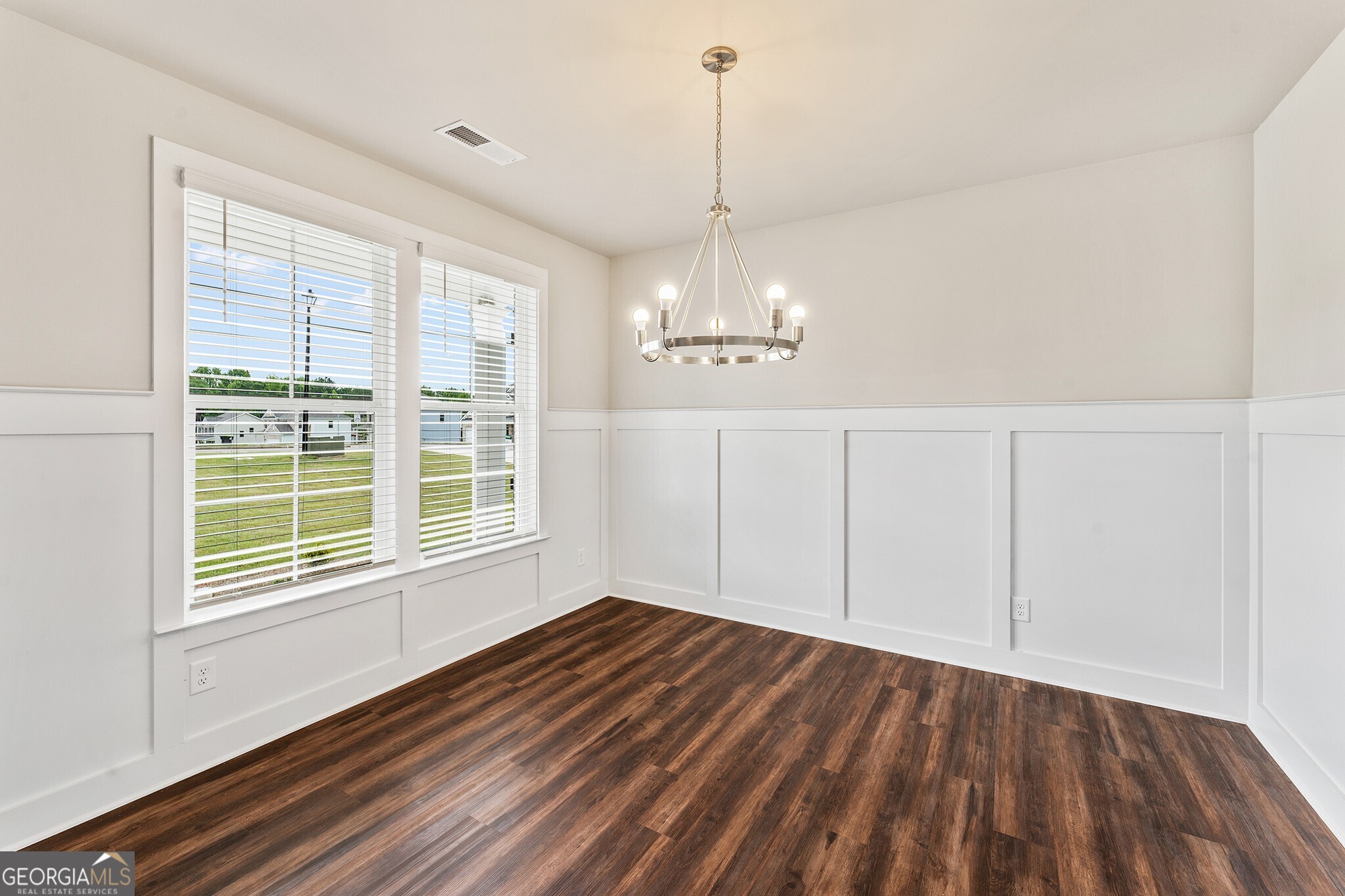 200 Ruby Robin Road Property Photo 5